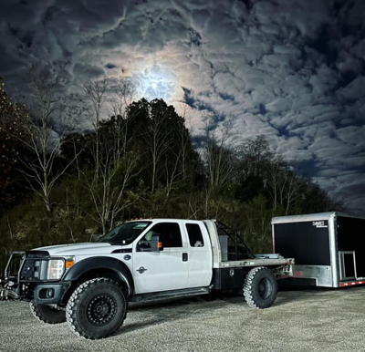 F550 Ford Super Duty Aluminum Flatbed Toe Rig Farm Truck Work Truck