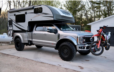 Lance Camper Super Single Conversion F450 Pick Up