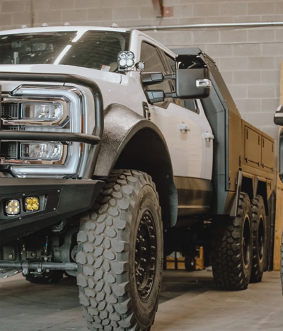 Wilderness Vans Fender Continental Tire